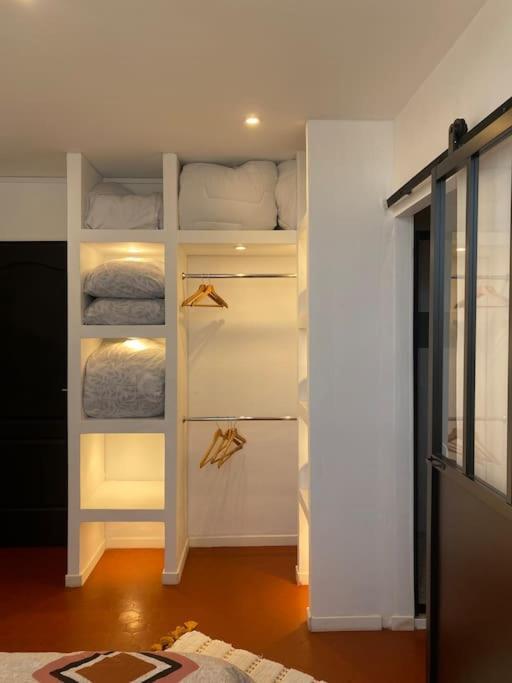 A Deux Pas Des Grands Buffets - Cosy T2 Climatise Apartment Нарбон Екстериор снимка